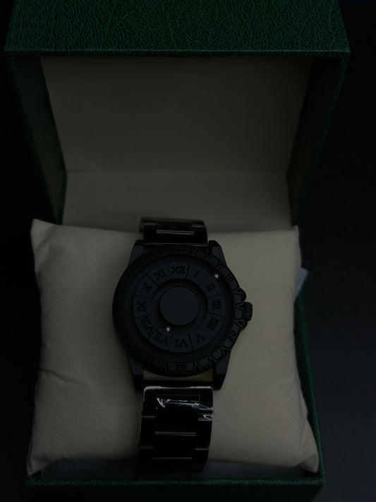EMERALD Arm-Less Watch